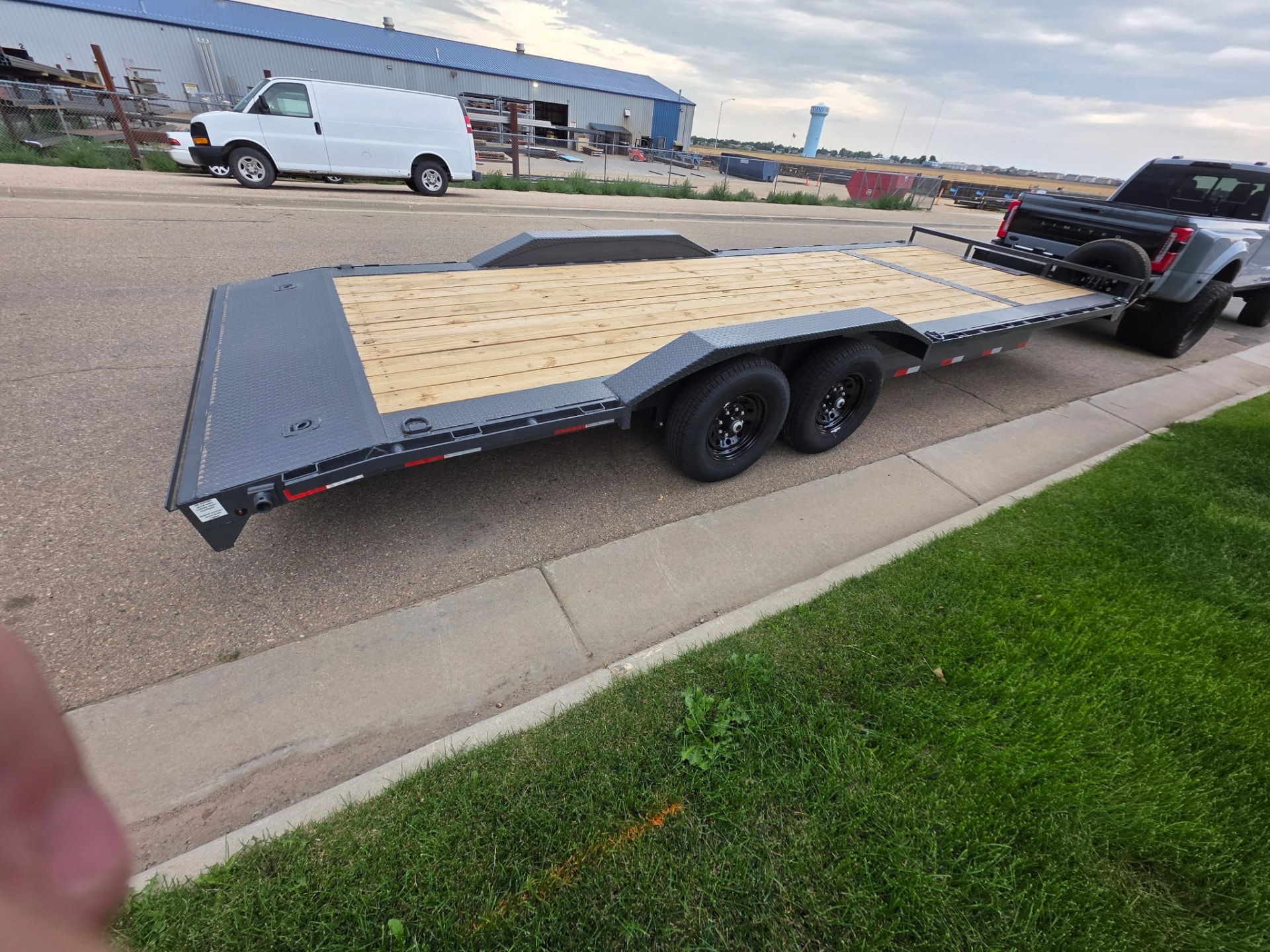 2027 Lamar 8.5' x 24' Equipment Trailer (Unit 2)